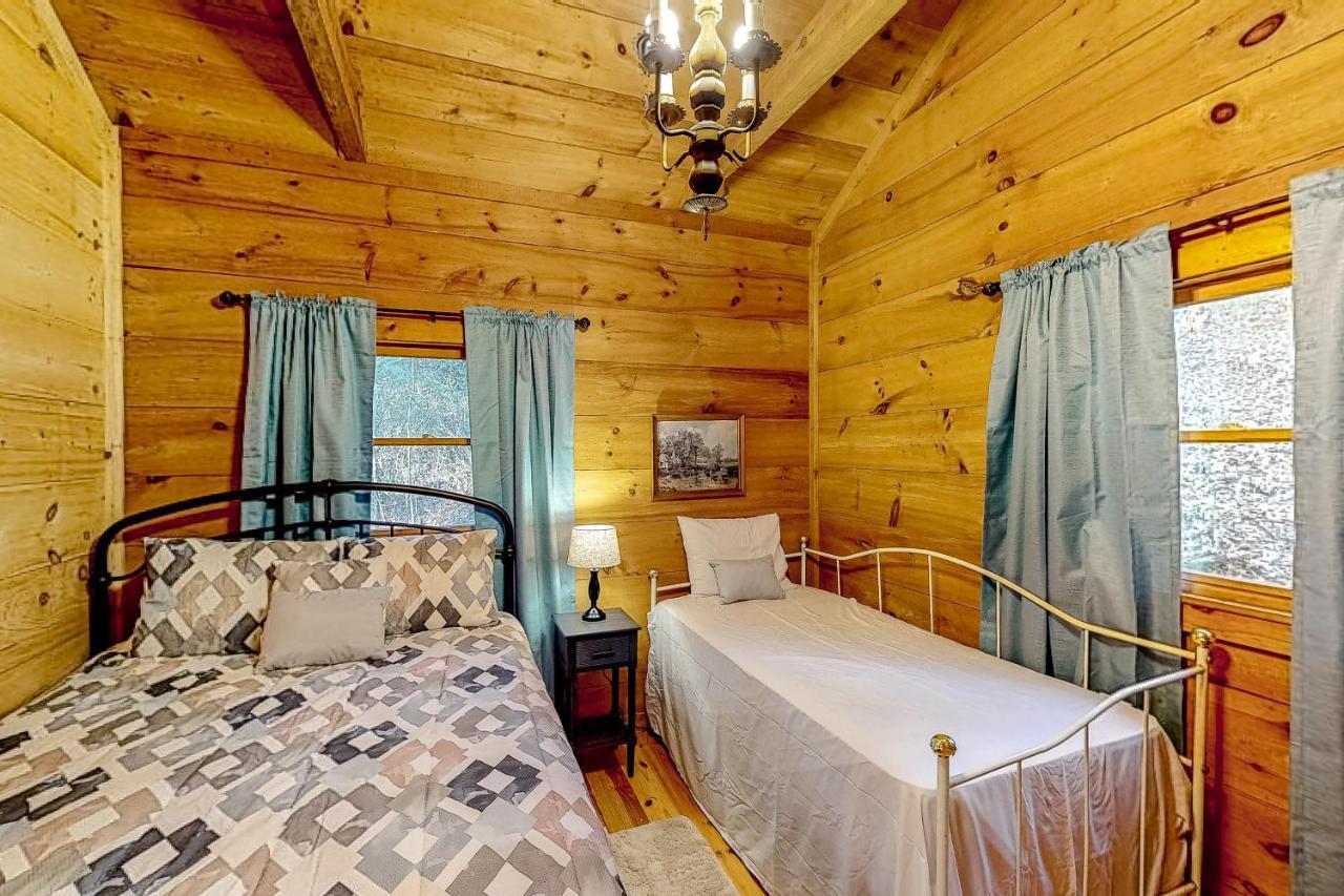 The Scaly Mountain Cabin מראה חיצוני תמונה